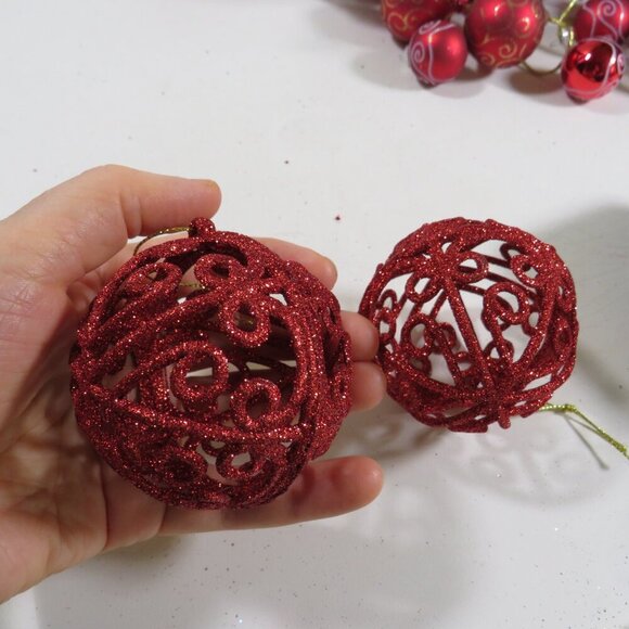 Red and Gold Christmas Ornament collection - Picture 6 of 14